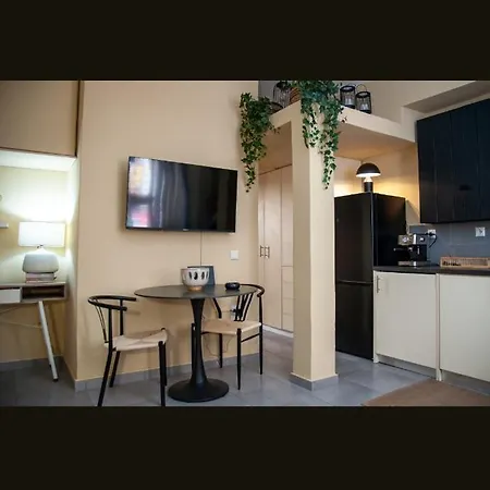 Apartment Adamantia's Artistic Place Patras